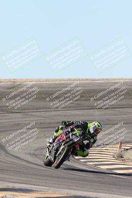 media/Jan-15-2026-Racers Edge (Thu) [[dfebeb70ab]]/3-B Group/Session 2 (Bowl Exit)/